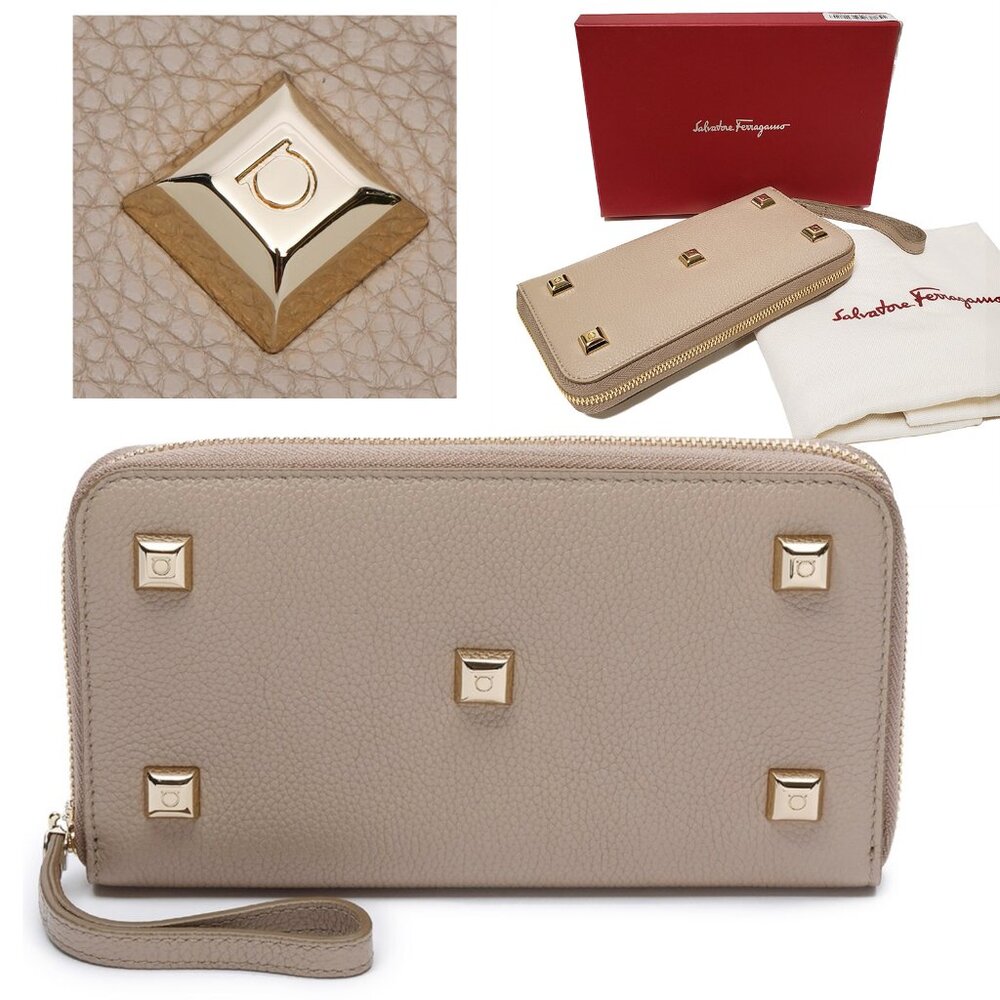 SALVATORE FERRAGAMO WALLET CLUTCH BABY RONDI LEATHER w OVERSIZED LOGO STUDS